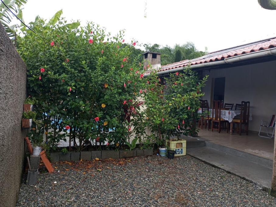 Casa A. Piscina Enseada/Ubatuba Max 06 Hospedes サン・フランシスコ・ド・スル エクステリア 写真